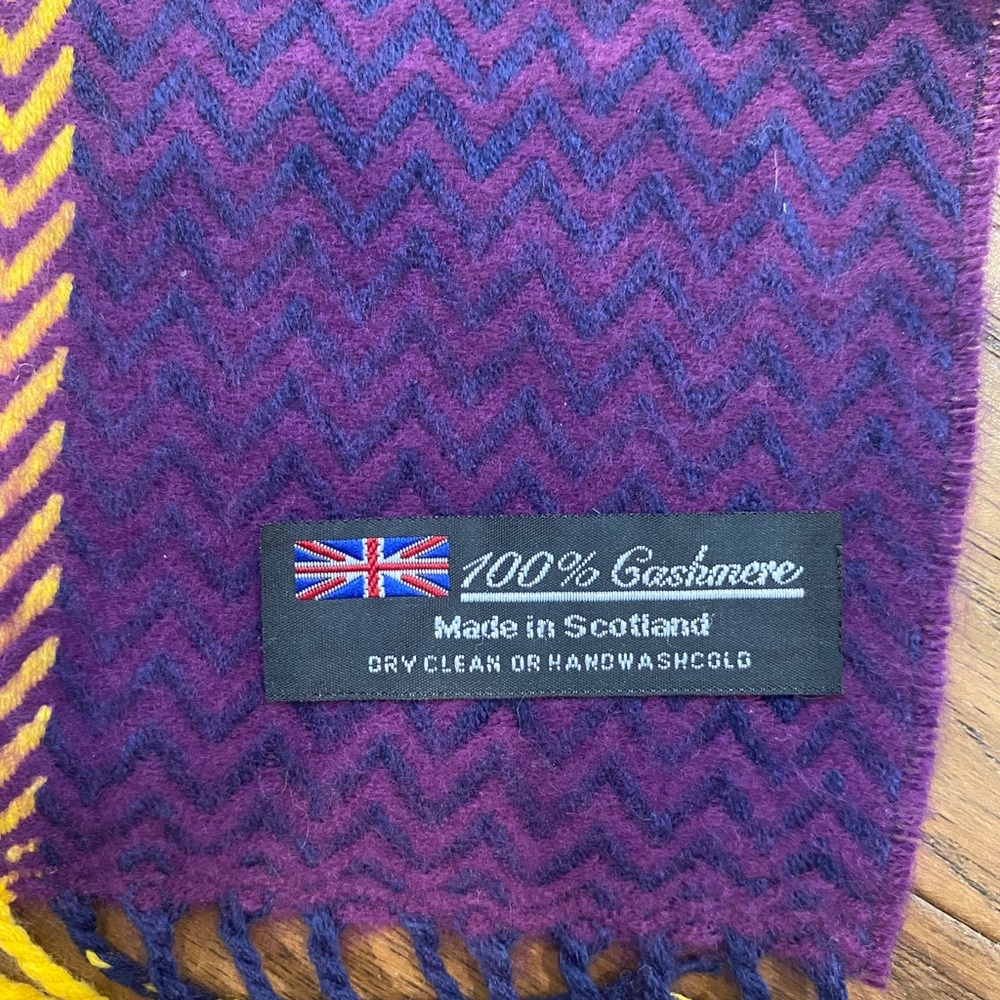 100% Cashmere Multi Color Scarf - Picture 3 of 3